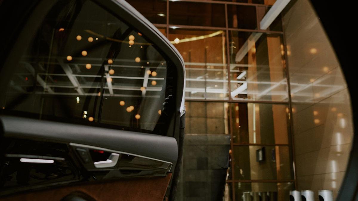Corporate Mobility in Switzerland: Strategic Role of Private Chauffeurs